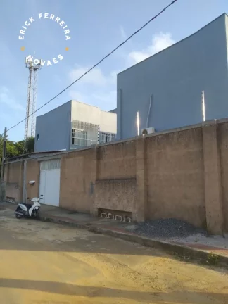Imagem Casa Duplex Condomínio fechado composta de 2 quartos sendo uma suíte com varanda no bairro Itapebussu