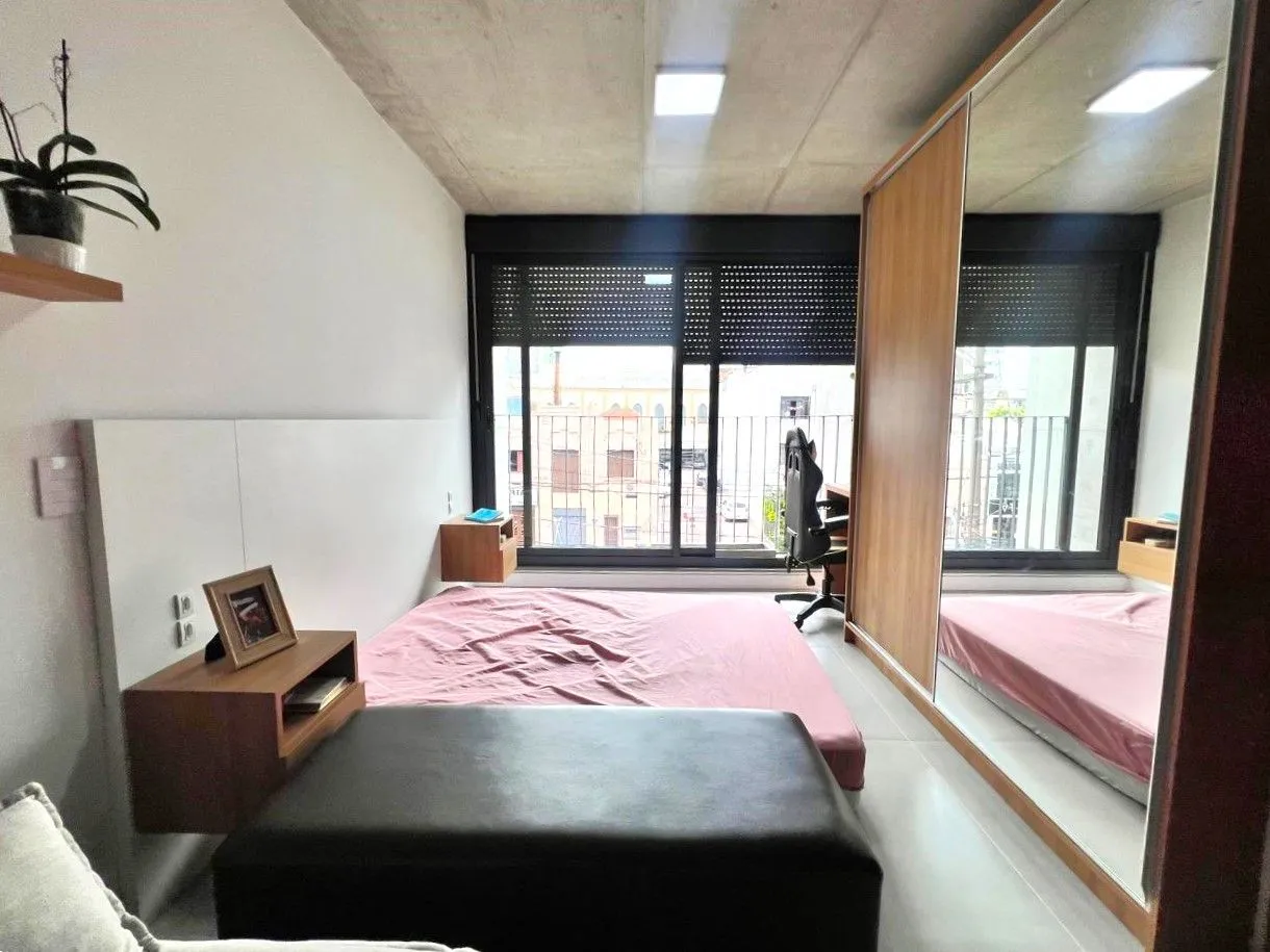 Imagem STUDIO SEMIMOBILIADO NA AV. VENÂNCIO AIRES PRÓXIMO AO HPS, UFRGS, HOSP. CLINICAS, COLÉGIO MILITAR!