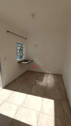 Imagem Casa com 65 metros quadrados, sala, cozinha, 2 quartos, 3 banheiros, 4 vagas de garagem , com edícula