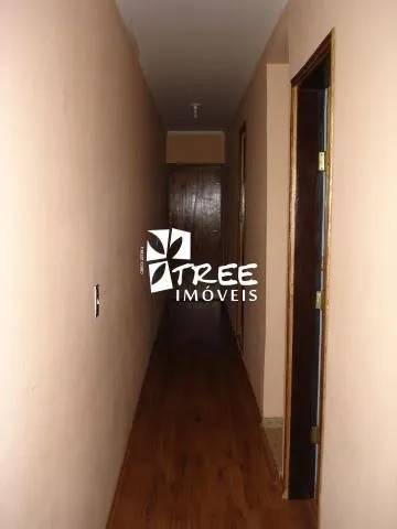 Imagem Casa localizada no bairro Recanto Primavera com 3 dormitórios sendo 1 suíte, 2 salas, cozinha, churrasqueira, 4 vagas para automóveis.