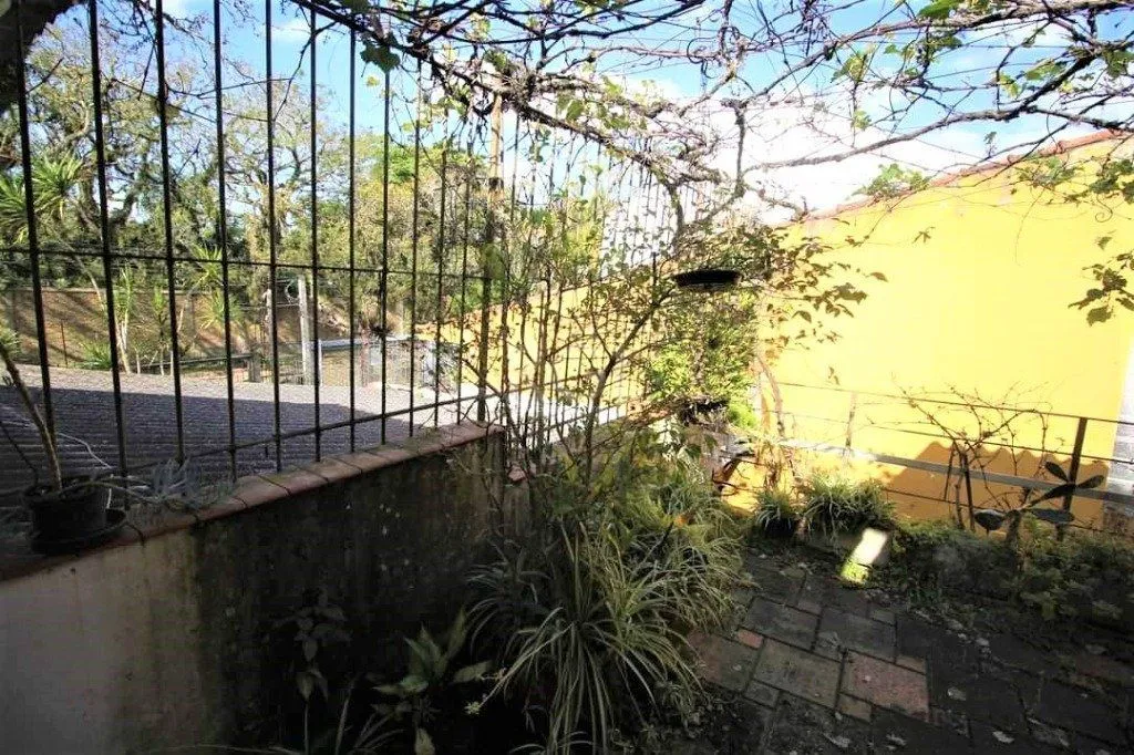 Imagem Casa para Venda - 287m², 3 dormitórios, sendo 2 suites, 4 vagas - Nonoai