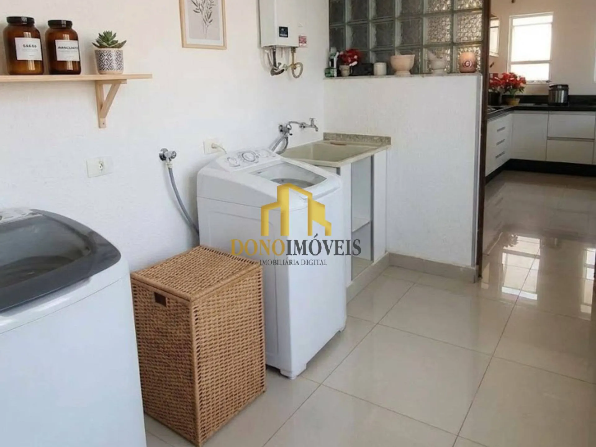 Imagem Sobrado 220 m² 3 dorms 1 suíte Bairro Rudge Ramos SBC