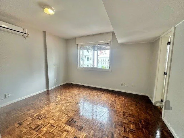 Imagem Excelente Apartamento Para Comprar Próximo ao Hospital Moinhos de Vento com 196 m² privativos