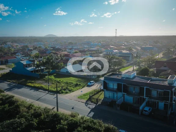 Imagem Sobrado frente mar | Salinas | Bal. Barra do Sul