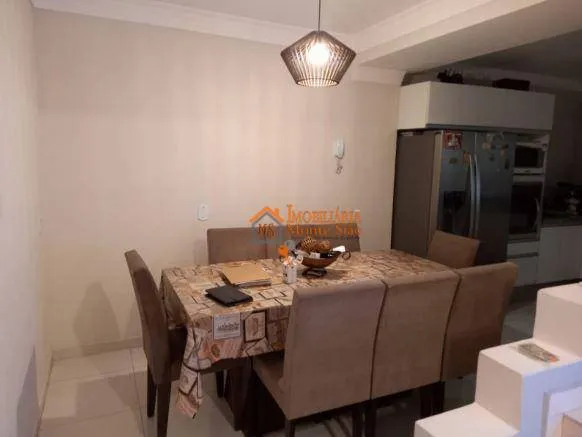 Imagem Sobrado com 3 dormitórios à venda, 120 m² por R$ 650.000,00 - Jardim Célia - Guarulhos/SP