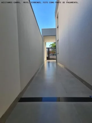 Imagem Alto Padrão para Venda em Maringá, Jardim Espanha, 3 dormitórios, 1 suíte, 2 banheiros, 2 vagas