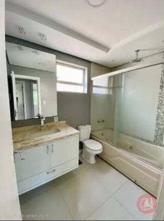Imagem Cobertura com 3 dormitórios à venda, 160 m² por R$ 740.000,00 - São João - Porto Alegre/RS