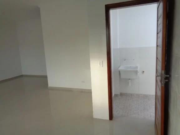 Imagem Casa Geminada 71 m 2 doms/1 Suíte 2 vagas próximo a praia