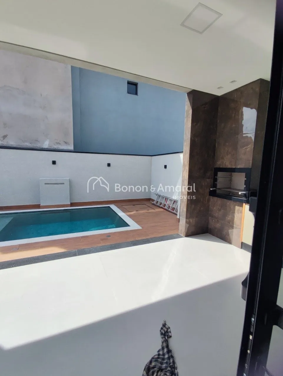 Imagem Casa à Venda com 3 Suítes no Condomínio Terras da Estância em Paulínia - SP
