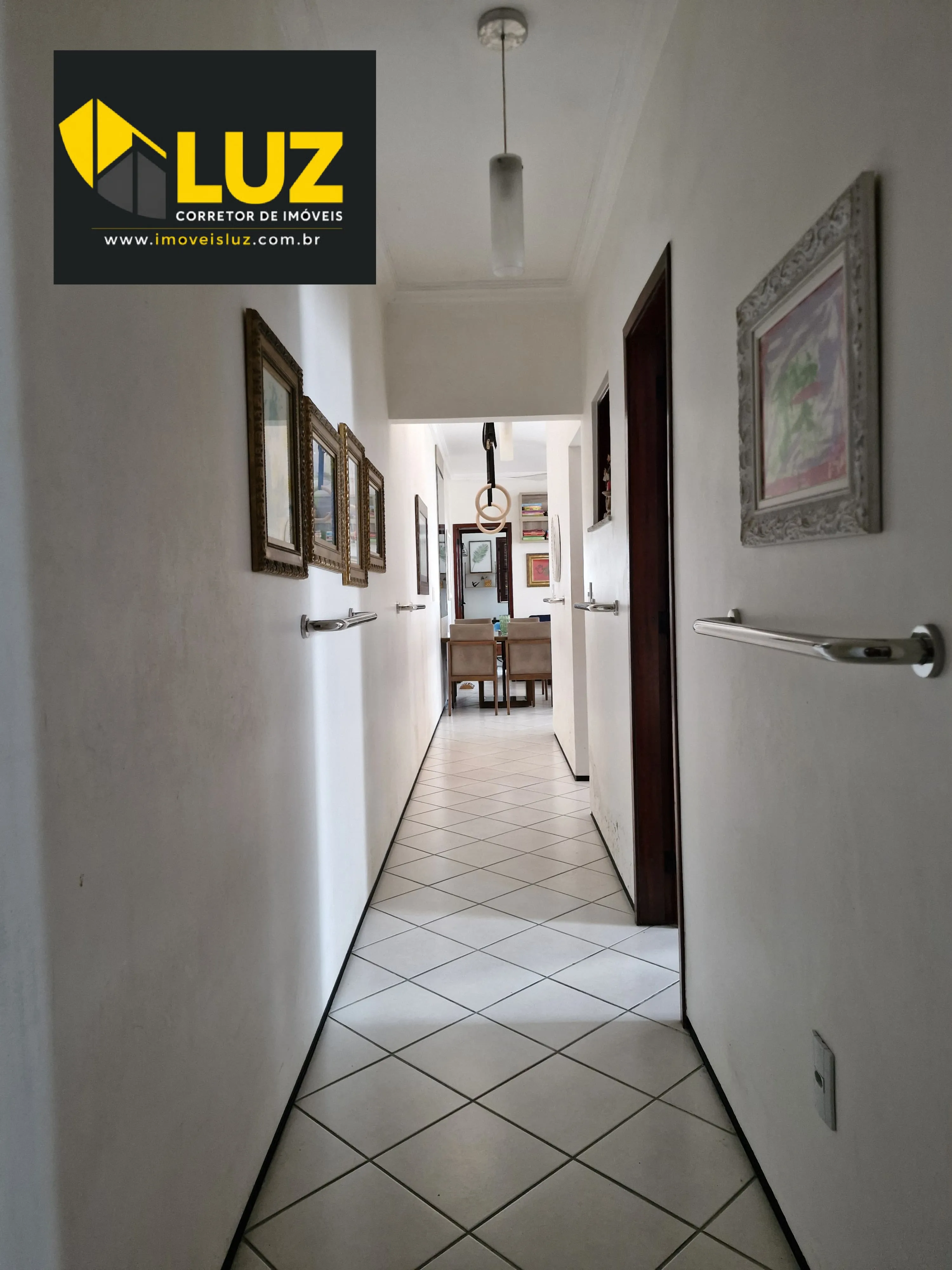 Imagem Sua Nova Casa em Messejana Espera por Você - A Poucos Metros da Frei Cirilo