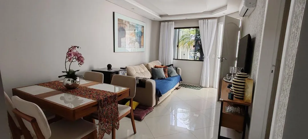 Imagem Sobrado mobiliado à venda em Cascavel, Coqueiral - 110.18m², suíte mais dois quartos, Churrasqueira, Portão eletrônico