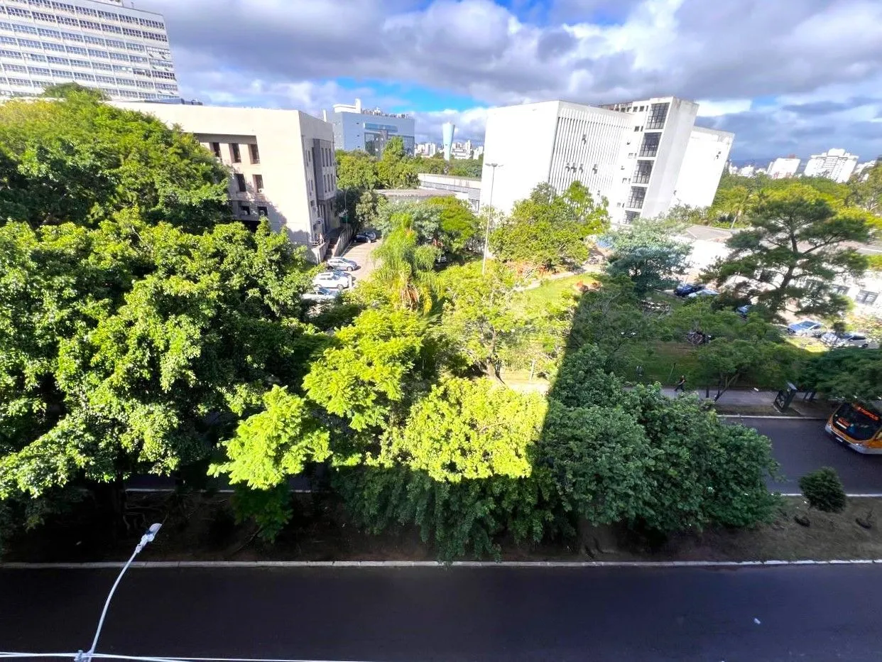 Imagem Apartamento 3 dormitórios em Frente a Faculdade de Odonto e Hosp. Clínicas