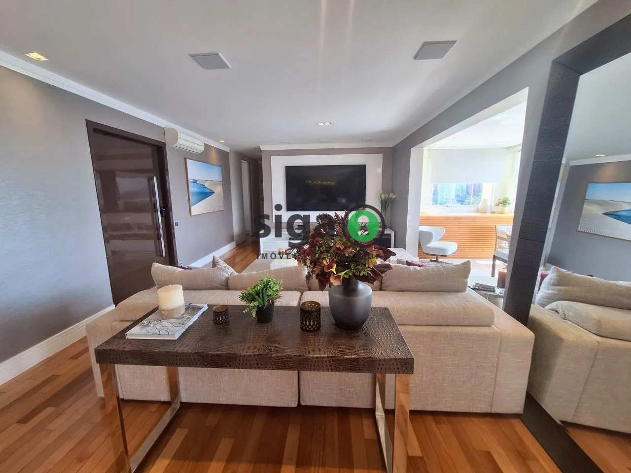 Imagem Apartamento à venda de 171 m² com 3 suítes, 3 vagas e lazer completo no Cristais da Terra