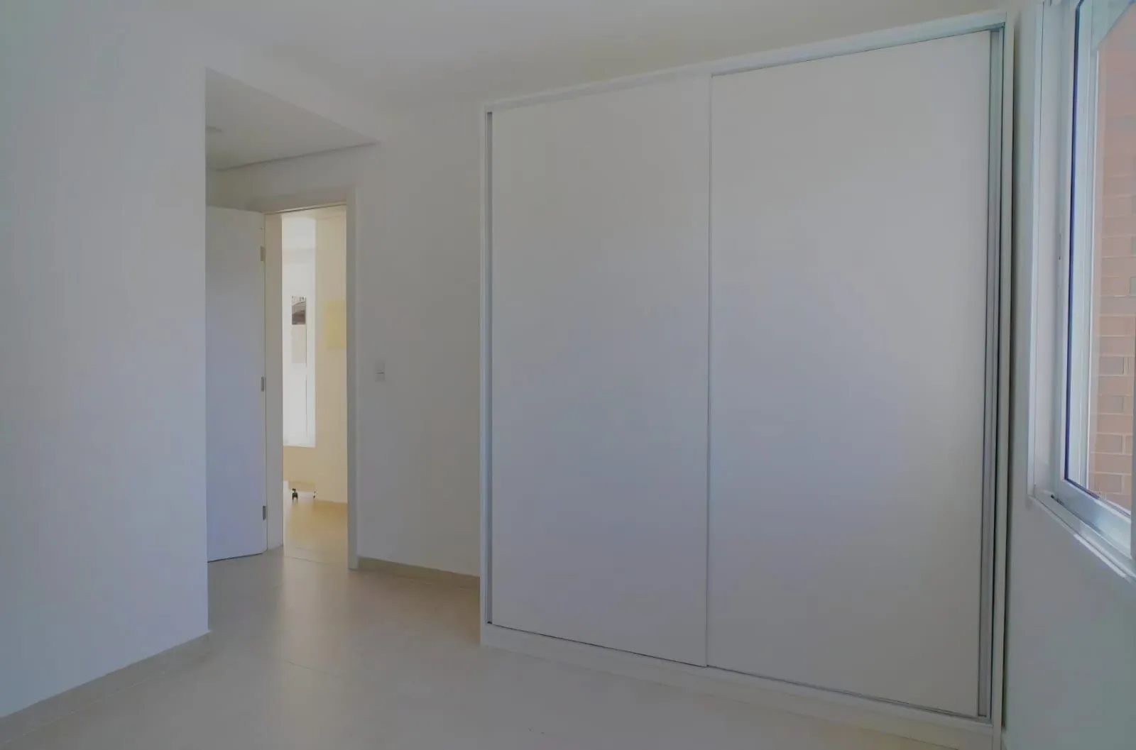 Imagem Edifício Jules Verne - Venda de apartamento com 02 dormitórios no bairro Petrópolis