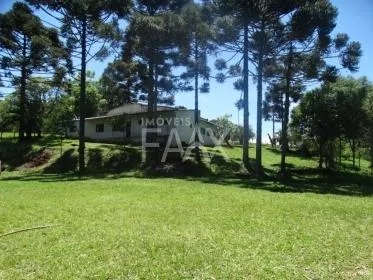 Imagem CHÁCARA BAIRRO RESIDENCIAL 2000 COM BARRACÃO PRÉ MOLDADO, DE 347 M E UMA CASA D