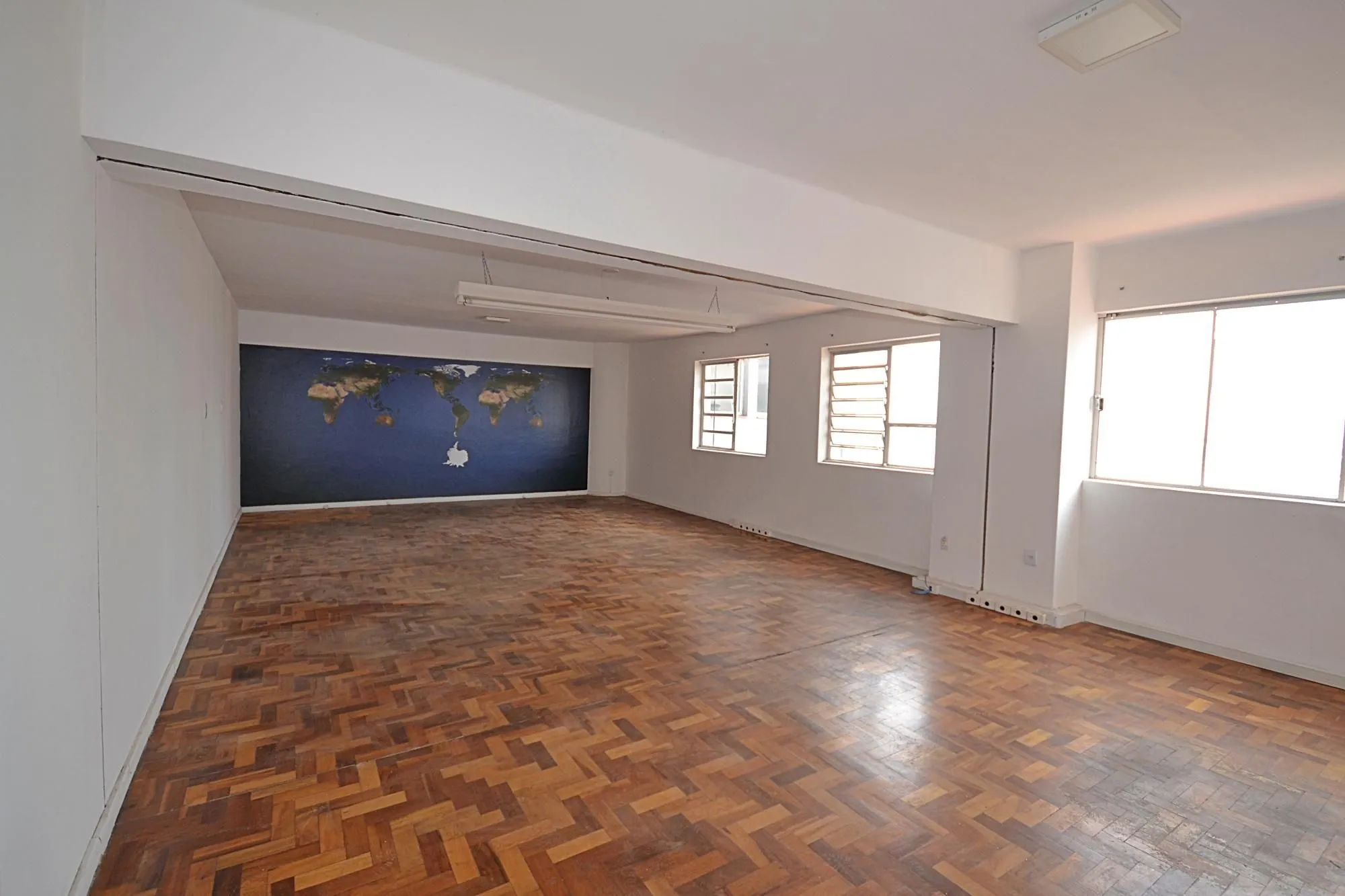 Imagem Sala Comercial à venda Tv. Francisco de Leonardo Truda, Centro - Porto Alegre