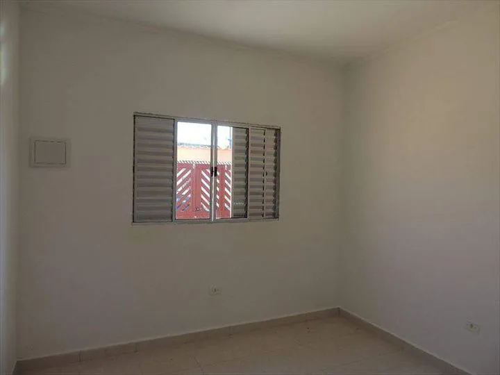 Imagem Casa com 2 Quartos à Venda, 75 m² em Itanhaém