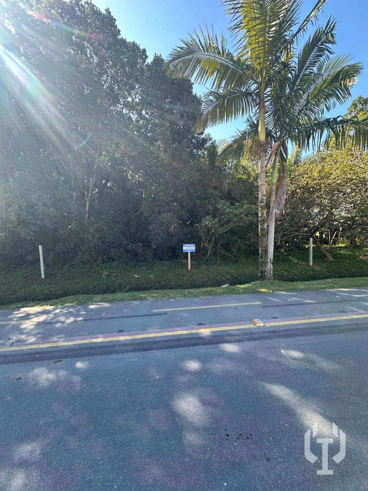 Imagem Terreno à venda em Balneário Camboriú, Praia do Estaleiro, 485m2