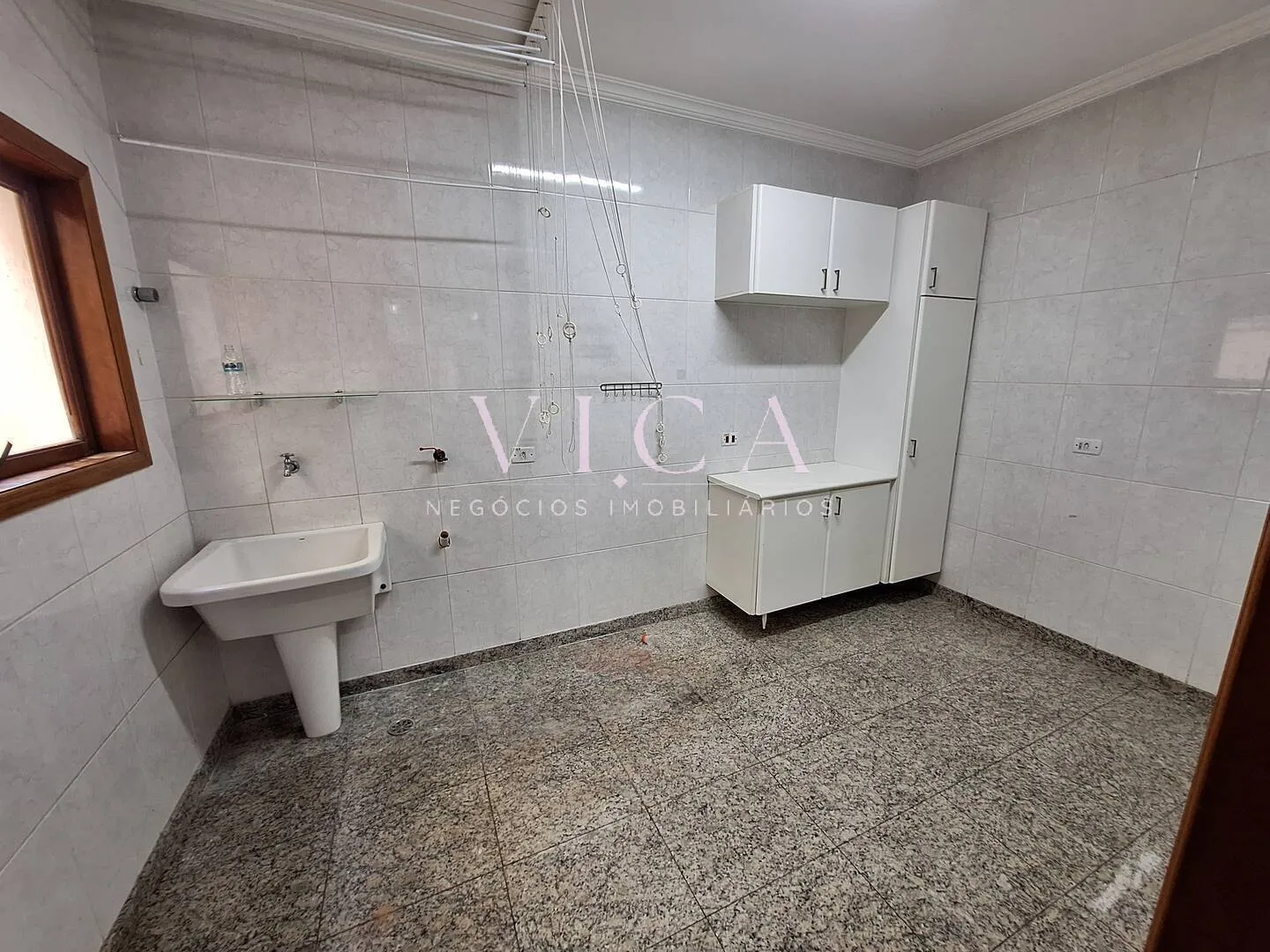 Imagem Alphaville 4|Casa 365m² 4 dorms, 2 suítes, piscina e area gourmet|R$ 14.350