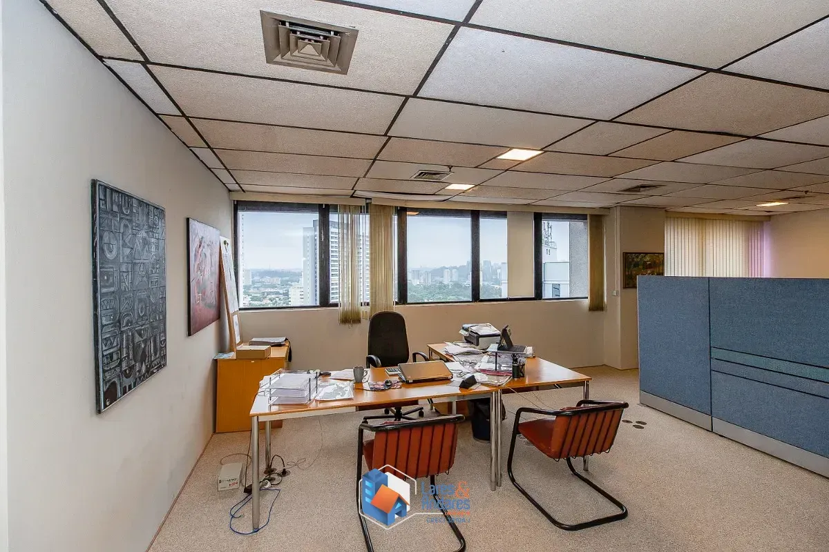 Imagem Conjunto comercial para venda em Santo Amaro, 120m²