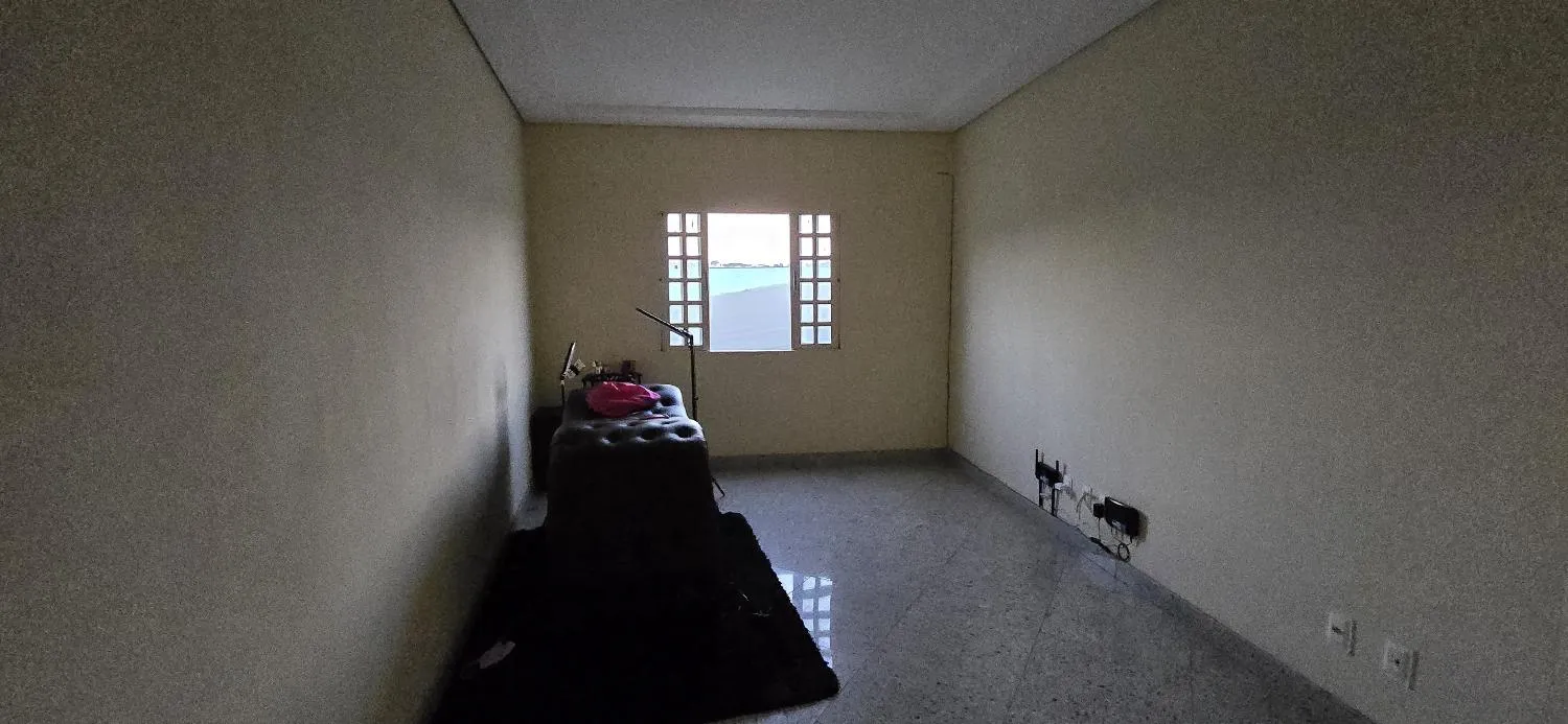 Imagem Vendo um excelente imóvel em ponto comercial ( valor 2.300.000,00 )