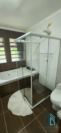 Imagem Chácara com Sobrado, Casas e Restaurante, lagos, rios, em Morretes -PR