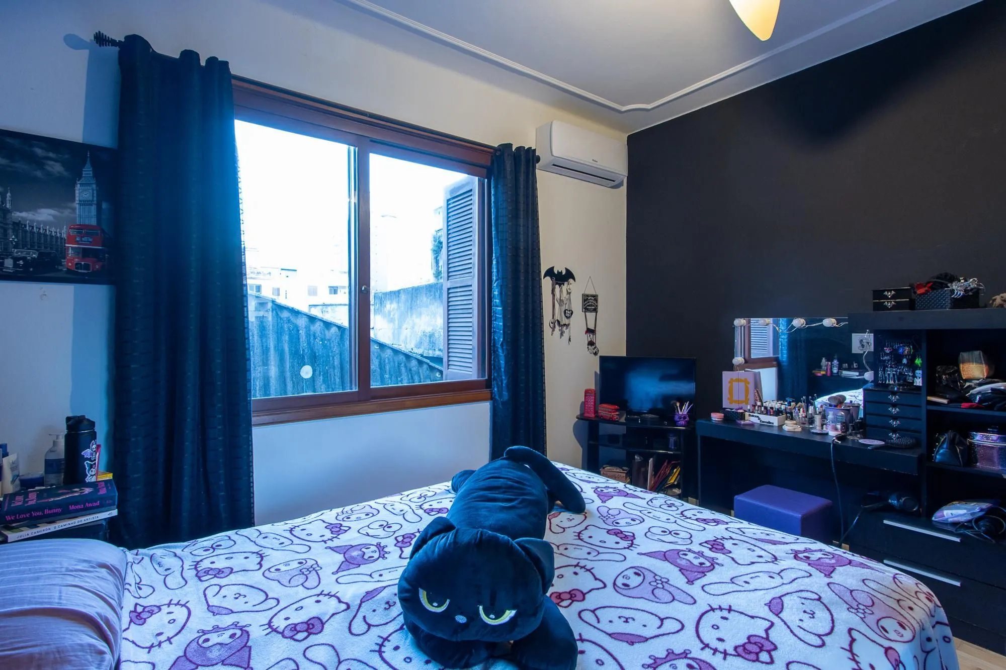 Imagem Apartamento Semi-mobiliado de 2 Quartos no Bairro Bom Fim