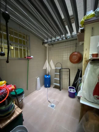 Imagem Apartamento de 2 quartos,dependência, 1 vaga - Campo Grande/Santos