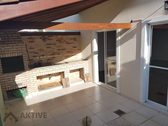 Imagem Casa de Condomínio em Jardim da Gloria - Cotia
