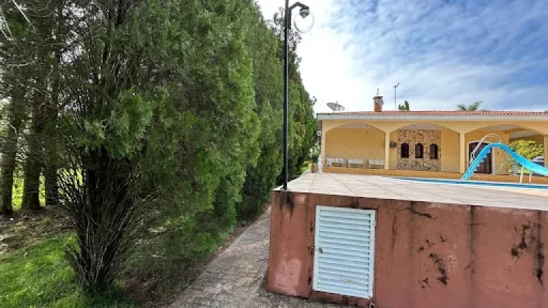 Foto do imóvel Chácara com 3 dormitórios à venda, 5000 m por R$ 899.000,00 - Cercado - Araçoiaba da Serra/SP