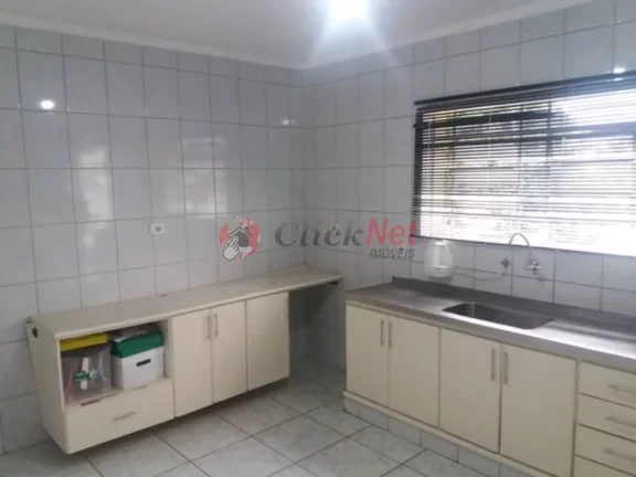 Imagem Sobrado para Venda no bairro Jardim Stella , Santo André com ampla área de quintal ( Comporta prédio de pequeno porte)
