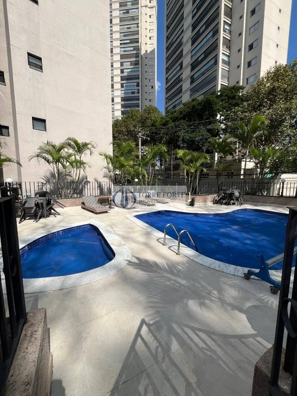Imagem Apartamento com 2 dormitorios 1 suite 1 vaga , varanda no Tatuapé.