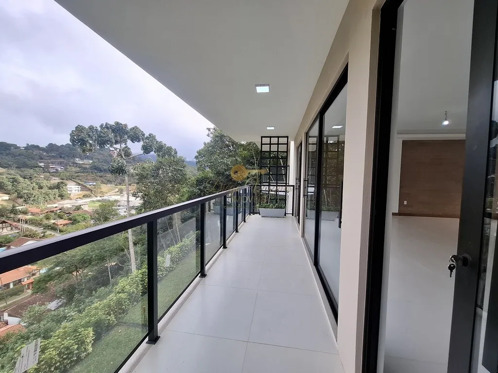 Imagem Casa em Condomínio para Venda em Teresópolis / RJ no bairro Green Valley