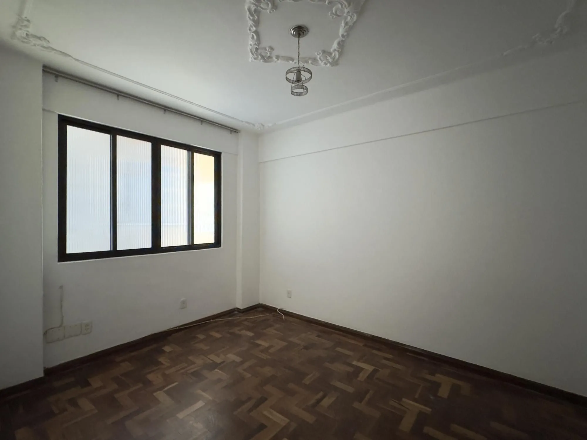 Imagem APARTAMENTO 2 DORMITÓRIOS TOTALMENTE REFORMADO NO CENTRO HISTÓRICO