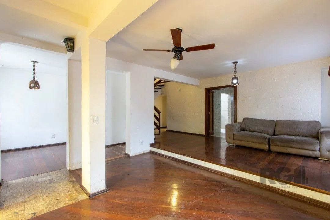 Imagem Casa para Venda - 205.5m², 3 dormitórios, sendo 2 suites, 3 vagas - Vila Nova