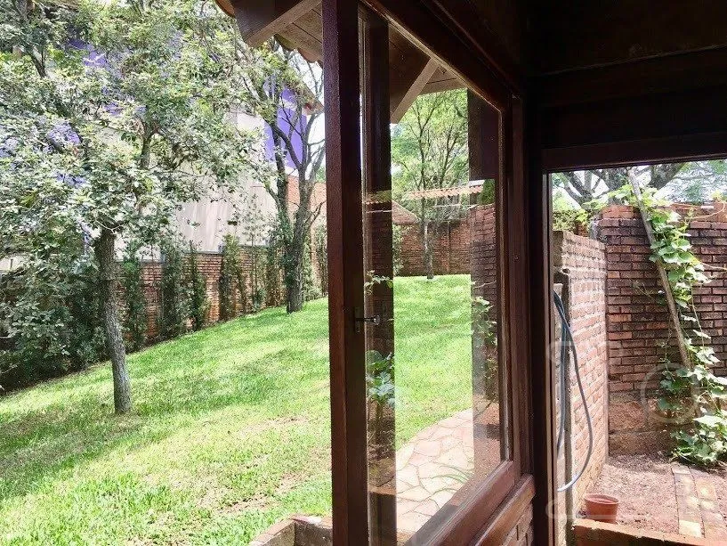 Imagem Casa para Venda - 570m², 3 dormitórios, sendo 1 suites, 2 vagas - Hípica