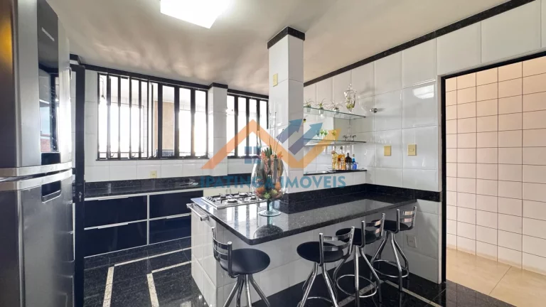 Imagem Casa à Venda no Bairro das Águas - 4 Dormitórios em Ipatinga