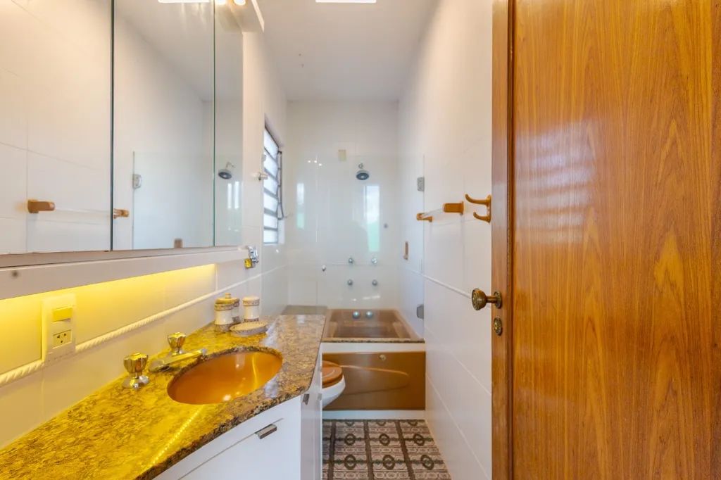 Imagem Casa de Condomínio em Santa Tereza