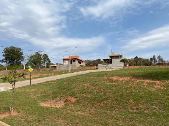 Imagem Terreno a venda dento de Condomínio Residencial