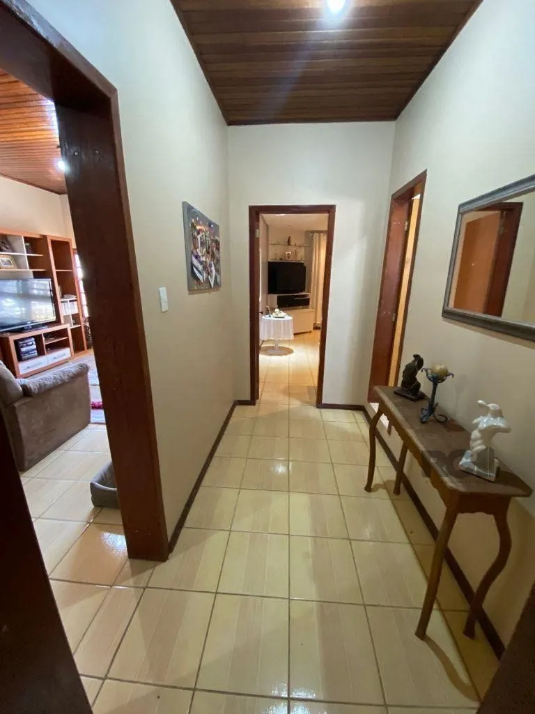 Imagem casa sobrado 4 dormitórios, 3 vagas de garagem, Bairro Itacolomi