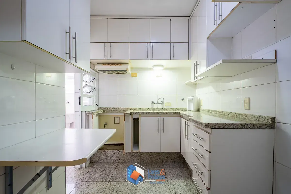 Imagem Apartamento para venda em Pinheiros com 3 quartos, sendo 1 suíte, 90m²