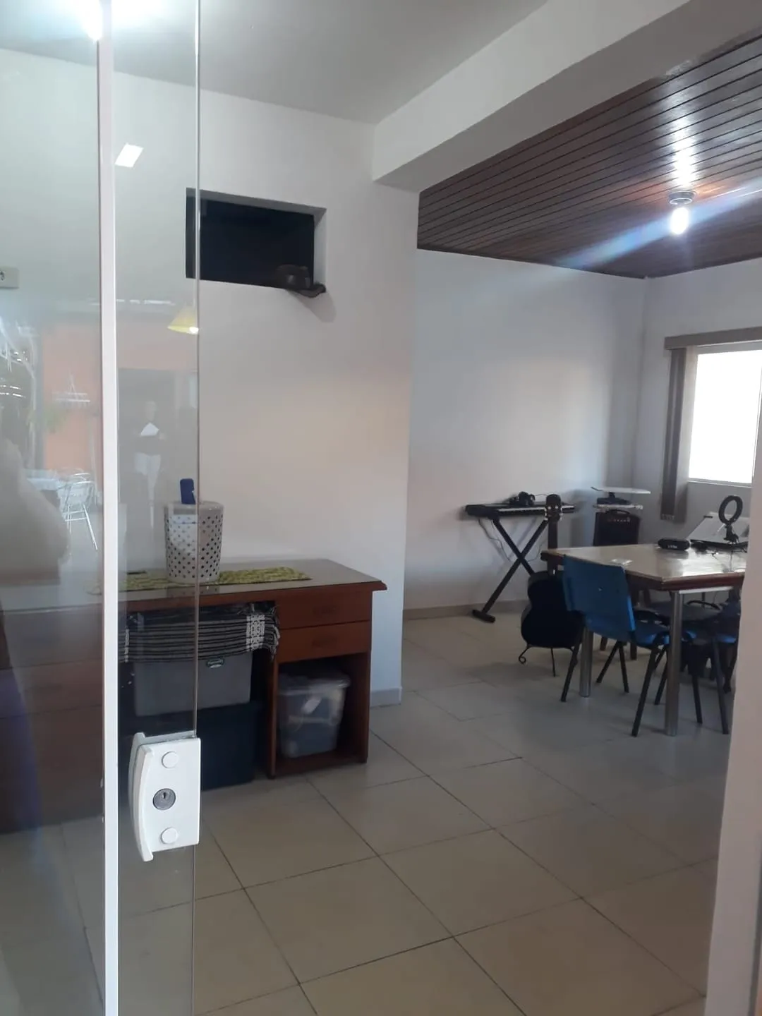 Imagem Casa à venda 4 Quartos, 2 Suites, 2 Vagas, 300M², Parque São Domingos, Pindamonhangaba - SP