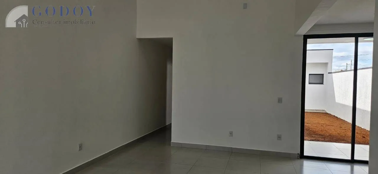 Imagem Casa Térrea com Pé-Direito Alto e Área Gourmet no Bosque da Imperatriz
