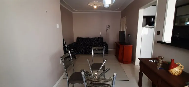 Imagem Apartamento com 2 Quartos à Venda, 70 m² em Passo da Areia - Porto Alegre