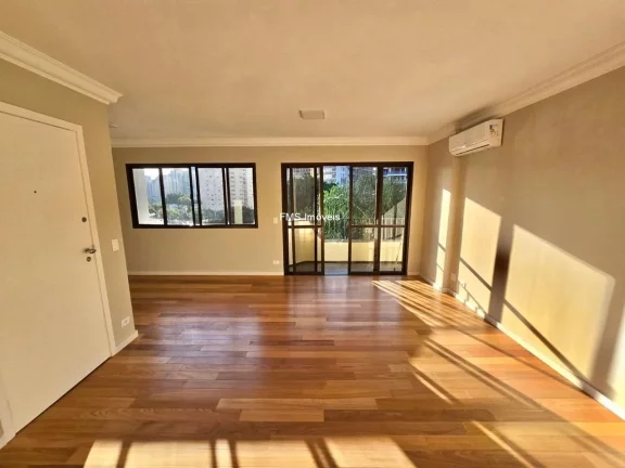 Imagem Apartamento à venda em Moema, com 3 quartos sendo1 suíte, 3 banheiros, 2 vagas, 130m² de área.
