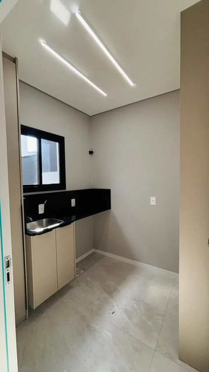 Imagem Casa com 3 Quartos à Venda, 173 m² em Glória - Joinville