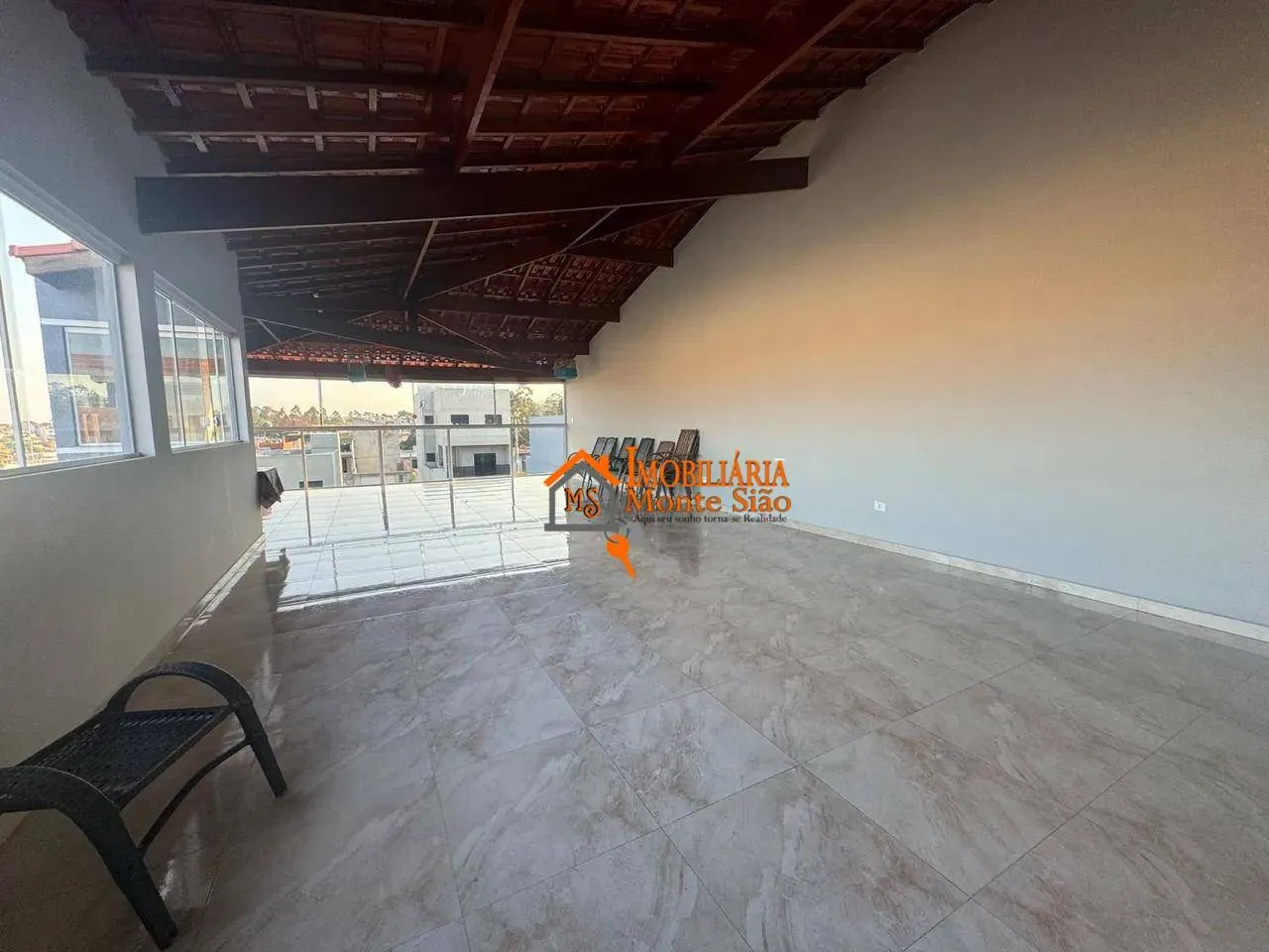 Imagem Sobrado com 4 dormitórios à venda, 319 m² por R$ 959.000,00 - São João - Guarulhos/SP