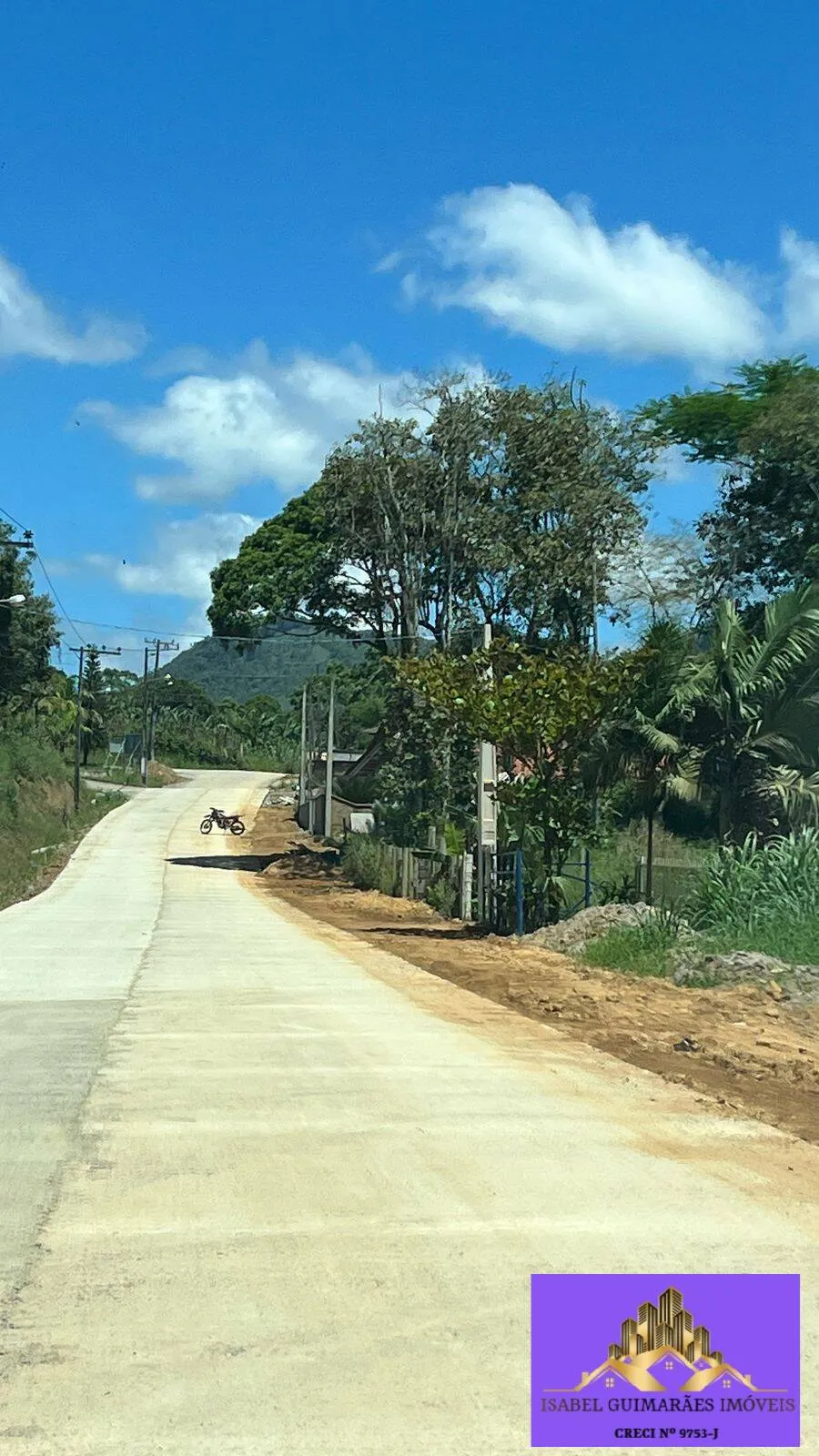 Foto do imóvel Terreno Zona Urbana, 1.882 mts², Ótima Localização, São João de Itaperiú-SC