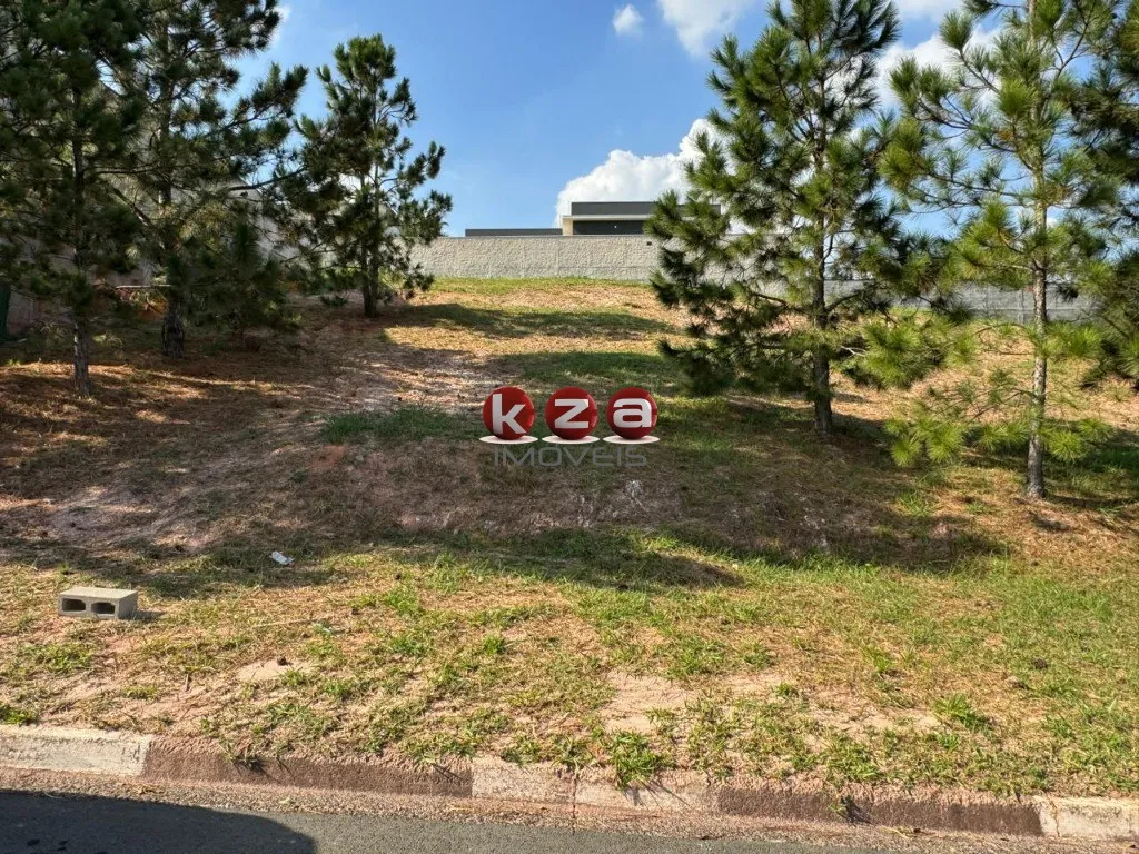 Imagem Terreno a venda em Condomínio de Luxo, Villa Lombarda, Valinhos-SP 1.000m² de Pura Exclusividade