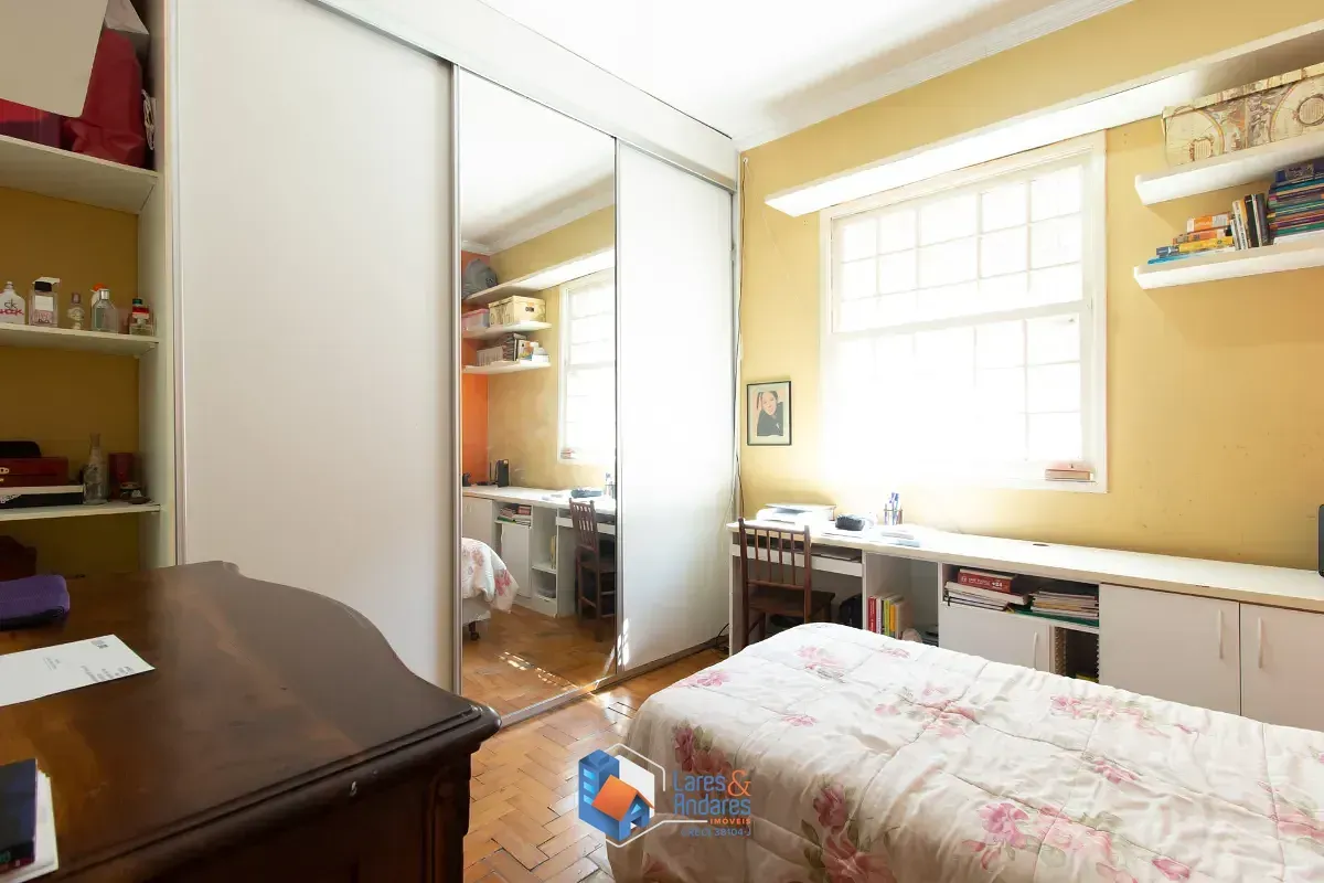 Imagem Casa para venda em Planalto Paulista com 3 quartos, sendo 2 suítes, 283m²